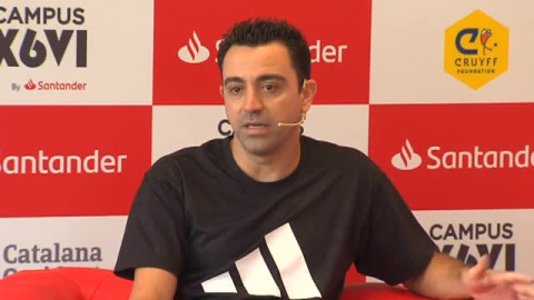 Xavi: "Estoy en el mercado, pero no he hablado con Laporta" Xavi: "Estoy en el mercado, pero no he hablado con Laporta"