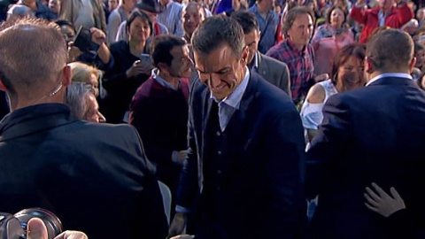 Sánchez interviene en un mitin en Gijón Sánchez interviene en un mitin en Gijón