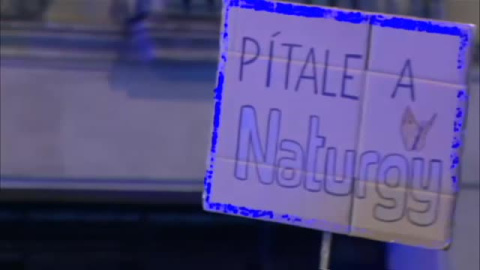 Cientos de personas se manifiestan en Barcelona contra la subida del precio de la energía Cientos de personas se manifiestan en Barcelona contra la subida del precio de la energía