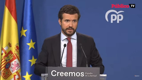 Pablo Casado cuelga las medallas a Pedro Sánchez Pablo Casado cuelga las medallas a Pedro Sánchez