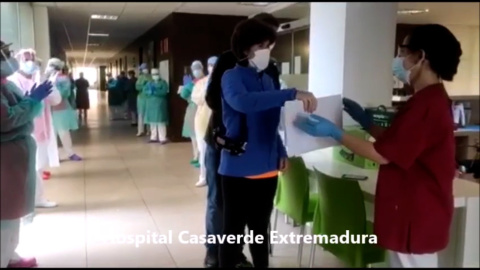 Paciente en rehabilitación es dada de alta y supera el coronavirus Paciente en rehabilitación es dada de alta y supera el coronavirus