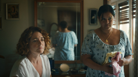 Clara Roquet: "A las cineastas nos han vendido un techo de cristal y nos lo hemos creído" Clara Roquet: "A las cineastas nos han vendido un techo de cristal y nos lo hemos creído"