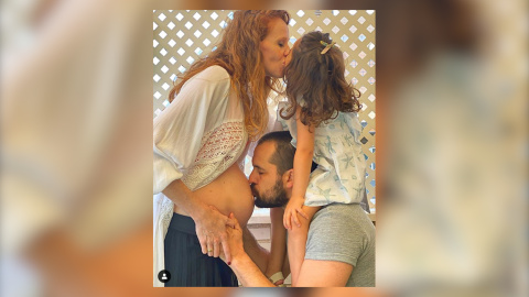 María Castro confiesa que está embarazada de otra niña María Castro confiesa que está embarazada de otra niña
