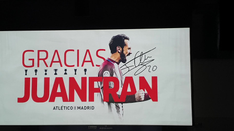 Juanfran se despide emocionado de su club Juanfran se despide emocionado de su club