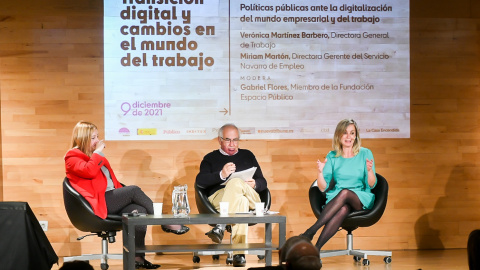 Miriam Martón, Gabriel Flores y Verónica Martínez.
