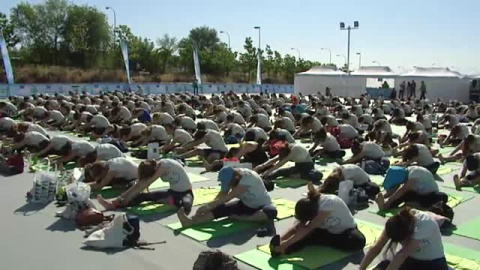 Domingo de yoga al aire libre Domingo de yoga al aire libre
