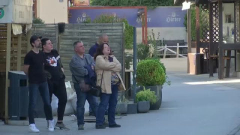 Retiran con explosivos una de las agujas de la catedral de Zagreb por riesgo de derrumbe Retiran con explosivos una de las agujas de la catedral de Zagreb por riesgo de derrumbe