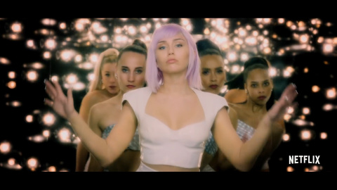 Miley Cyrus denuncia en Black Mirror "la explotación de los artistas" Miley Cyrus denuncia en Black Mirror "la explotación de los artistas"