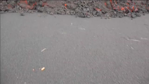 Se retrasa la llegada de la lava al mar Se retrasa la llegada de la lava al mar