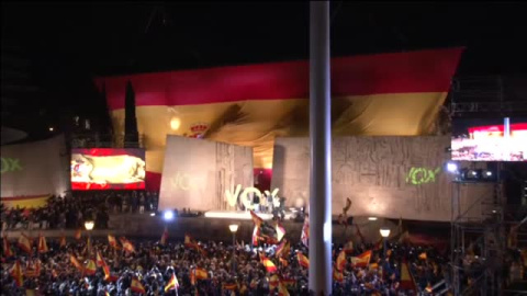 Abascal: "Votar a Vox es echar a Sánchez y a las políticas totalitarias de la izquierda" Abascal: "Votar a Vox es echar a Sánchez y a las políticas totalitarias de la izquierda"