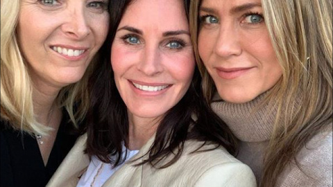 Las actrices de 'Friends' se reencuentran por un especial motivo Las actrices de 'Friends' se reencuentran por un especial motivo