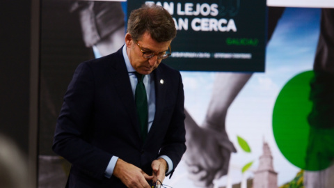 El presidente de la Xunta de Galicia, Alberto Núñez Feijóo, en el acto de inauguración de la línea de AVE Madrid-Galicia, en la Estación de A Gudiña-Porta, a 20 de diciembre de 2021. El presidente de la Xunta de Galicia, Alberto Núñez Feijóo, en el acto de inauguración de la línea de AVE Madrid-Galicia, en la Estación de A Gudiña-Porta, a 20 de diciembre de 2021.
