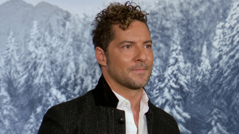 David Bisbal enseña los primeros pasos de su hijo Matteo David Bisbal enseña los primeros pasos de su hijo Matteo