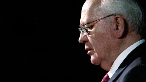 ARCHIVO. El Premio Nobel de la Paz y ex presidente soviético, Mikhail Gorbachev, pronuncia un discurso durante un evento en Venezuela. ARCHIVO. El Premio Nobel de la Paz y ex presidente soviético, Mikhail Gorbachev, pronuncia un discurso durante un evento en Venezuela.