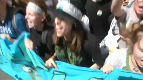 Continúan las protestas contra el cambio climático en Europa Continúan las protestas contra el cambio climático en Europa