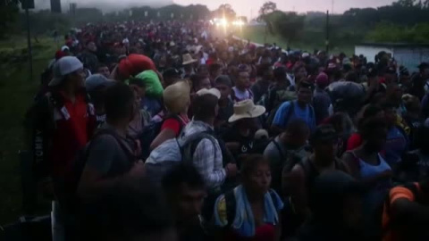 La caravana migrante continúa su camino hacia EEUU La caravana migrante continúa su camino hacia EEUU
