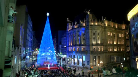 Abel Caballero proclama el comienzo de la Navidad con el encendido de las luces de Vigo Abel Caballero proclama el comienzo de la Navidad con el encendido de las luces de Vigo