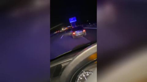 Espectacular persecución de una ambulancia a un camión robado Espectacular persecución de una ambulancia a un camión robado