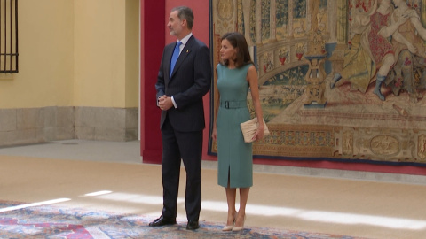 La Reina Letizia y su elegante look para afrontar la ola de calor La Reina Letizia y su elegante look para afrontar la ola de calor