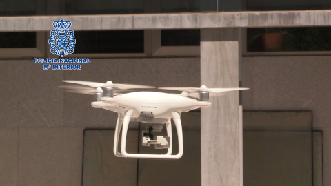 La Policía Nacional prueba el "método antidron" La Policía Nacional prueba el "método antidron"