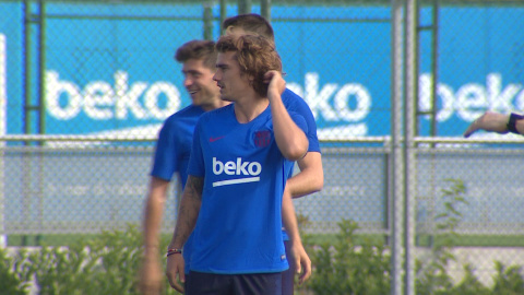 Griezmann realiza su primer entrenamiento con el Barça Griezmann realiza su primer entrenamiento con el Barça