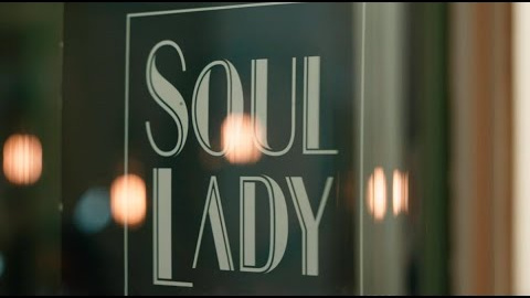 Diseño con alma en el Gótico - Ven a comprar a tu comercio