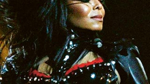 Janet Jackson y Justin Timberlake actúan en el descanso de la Super Bowl de 2004 en Houston. Foto: Jeff Haynes / AFP Janet Jackson y Justin Timberlake actúan en el descanso de la Super Bowl de 2004 en Houston. Foto: Jeff Haynes / AFP