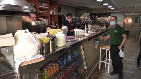 Un bar tradicional denuncia perjuicios por la construcción de un hotel en su edificio Un bar tradicional denuncia perjuicios por la construcción de un hotel en su edificio