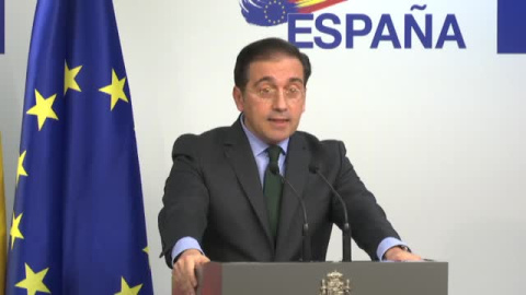 Albares: "Le puedo garantizar que las sanciones a Rusia serán masivas" Albares: "Le puedo garantizar que las sanciones a Rusia serán masivas"
