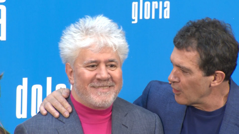 Almodóvar, entre los firmantes de un manifiesto para la reconstrucción Almodóvar, entre los firmantes de un manifiesto para la reconstrucción