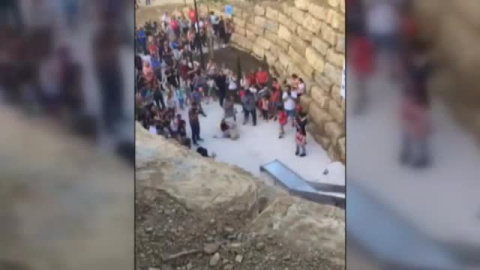 Retiran el tobogán de Estepona que provocó más de un golpe Retiran el tobogán de Estepona que provocó más de un golpe