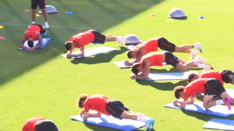 El Atlético prepara el debut liguero ante el Getafe El Atlético prepara el debut liguero ante el Getafe