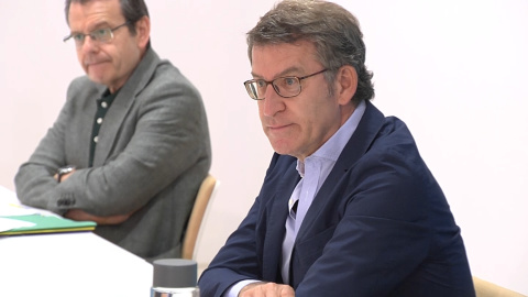 Feijóo se reúne con representantes del comité de empresa de Alcoa Feijóo se reúne con representantes del comité de empresa de Alcoa