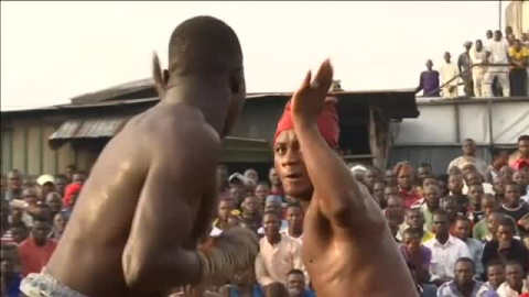 El boxeo tradicional de Nigeria, el Dambe, lucha por convertirse en global El boxeo tradicional de Nigeria, el Dambe, lucha por convertirse en global