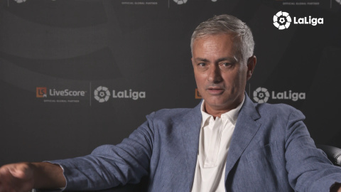 Mourinho disfruta por primera vez como aficionado de LaLiga Mourinho disfruta por primera vez como aficionado de LaLiga