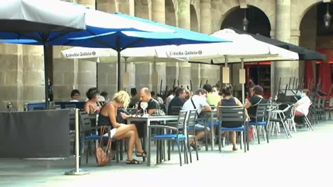 El coronavirus se crece en España con 412 brotes activos El coronavirus se crece en España con 412 brotes activos