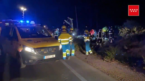 Al menos tres muertos, uno de ellos menor de edad, en un accidente de tráfico en Móstoles Al menos tres muertos, uno de ellos menor de edad, en un accidente de tráfico en Móstoles