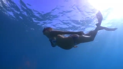 David Bisbal presume de tener "una sirena" David Bisbal presume de tener "una sirena"