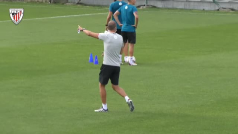 El Athletic de Bilbao comienzan sus entrenamientos El Athletic de Bilbao comienzan sus entrenamientos