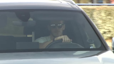 Bale acude a Valdebebas a despedirse de la plantilla y pone rumbo a Londres Bale acude a Valdebebas a despedirse de la plantilla y pone rumbo a Londres
