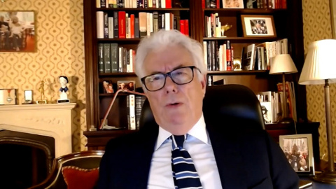 Ken Follet: "La Sagrada Familia es el edificio más sorprendente que he visto" Ken Follet: "La Sagrada Familia es el edificio más sorprendente que he visto"