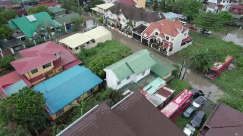 Filipinas trata de recuperar el pulso tras el paso destructor de la tormenta Nalgae Filipinas trata de recuperar el pulso tras el paso destructor de la tormenta Nalgae