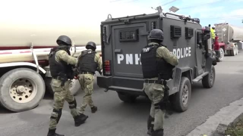 Haití recupera el control del combustible tras dos meses de bloqueo Haití recupera el control del combustible tras dos meses de bloqueo