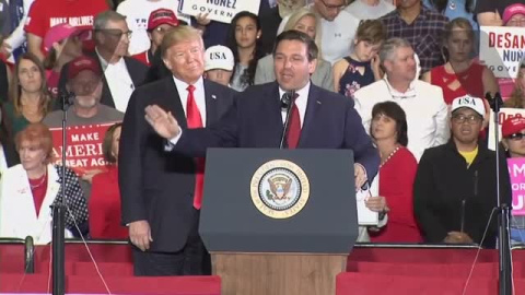 Trump arremete contra DeSantis, el gobernador de Florida Trump arremete contra DeSantis, el gobernador de Florida