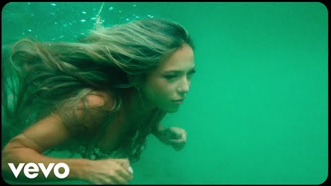 Ana Mena, Guè - Acquamarina (Official Video) Ana Mena, Guè - Acquamarina (Official Video)