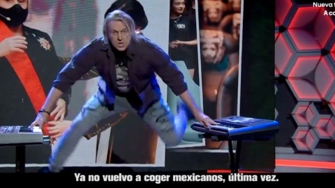 Un instante de la parodia de Nacho Cano en 'El Intermedio' del Gran Wyoming.- LA SEXTA Un instante de la parodia de Nacho Cano en 'El Intermedio' del Gran Wyoming.- LA SEXTA
