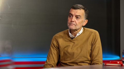 Antonio Maíllo, líder de IU, en la entrevista con 'Público' . / Jaime García-Morato Antonio Maíllo, líder de IU, en la entrevista con 'Público' . / Jaime García-Morato