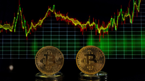 Una simulación de monedas de bitcoin. REUTERS/Remo Casilli/Illustration Una simulación de monedas de bitcoin. REUTERS/Remo Casilli/Illustration