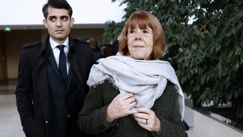 Gisele Pelicot junto a su abogado, Stephane Babonneau Gisele Pelicot junto a su abogado, Stephane Babonneau