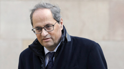 15/01/2020.- El presidente de la Generalitat, Quim Torra, se dirige a la reunión semanal del Govern, celebrada este miércoles a la espera de que se concrete la fecha de la reunión entre el presidente del Gobierno, Pedro Sánchez, y él, a qui
